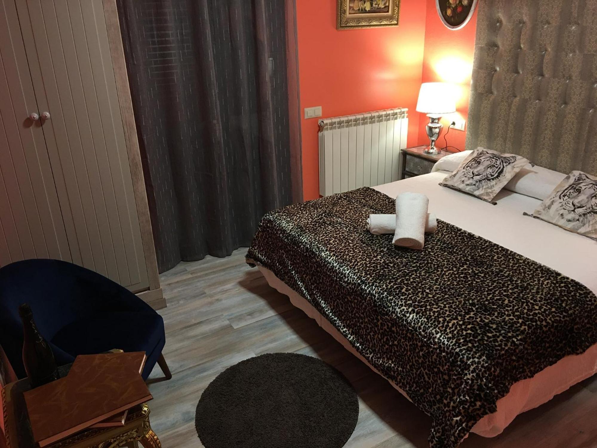 Museum Spa Guest House Sos del Rey Catolico Ngoại thất bức ảnh